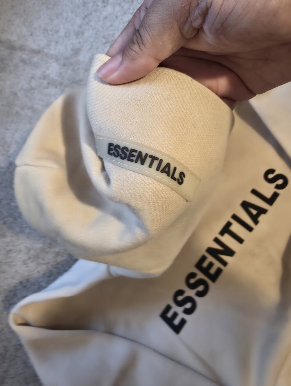 Essential - Picture 3 of 6